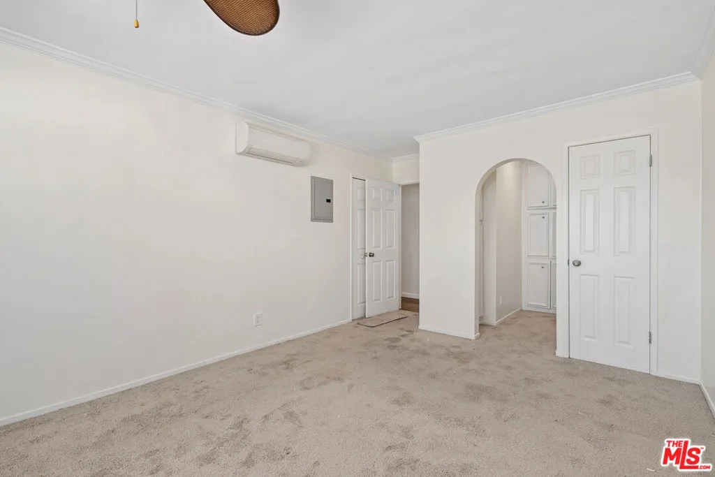 625 N Flores Street 304, West Hollywood, California 90048 home-pic-16