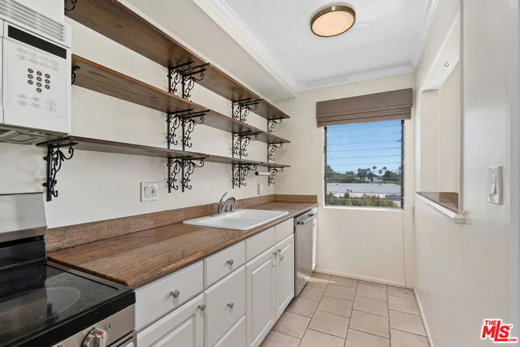 625 N Flores Street 304, West Hollywood, California 90048 home-pic-10