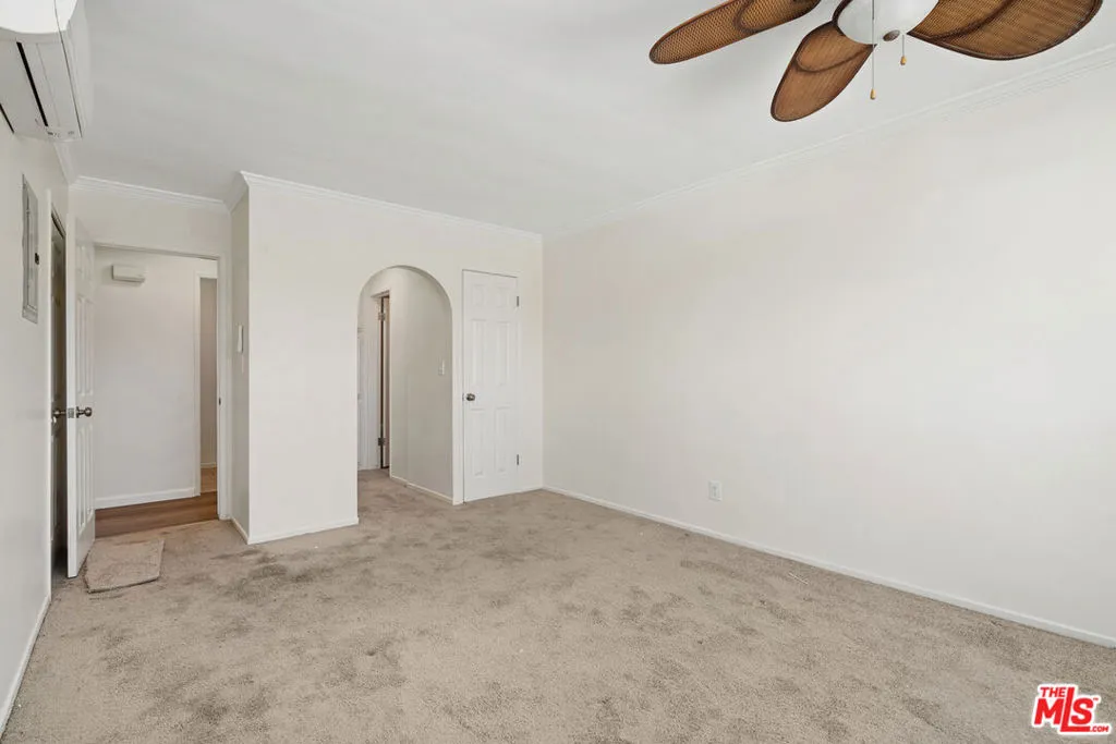 625 N Flores Street 304, West Hollywood, California 90048 home-pic-15