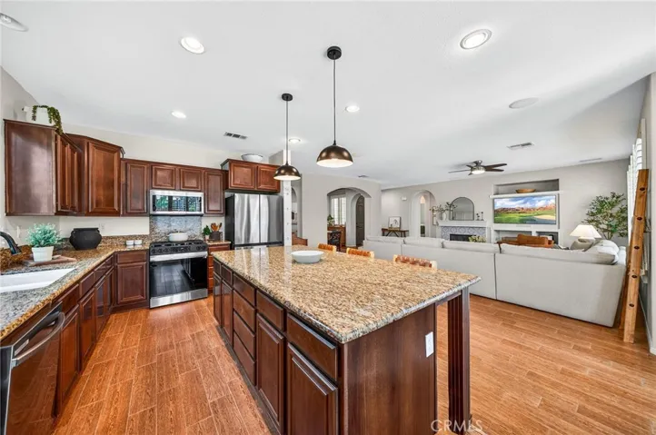 28163 Lookout Point Lane, Menifee, California 92585