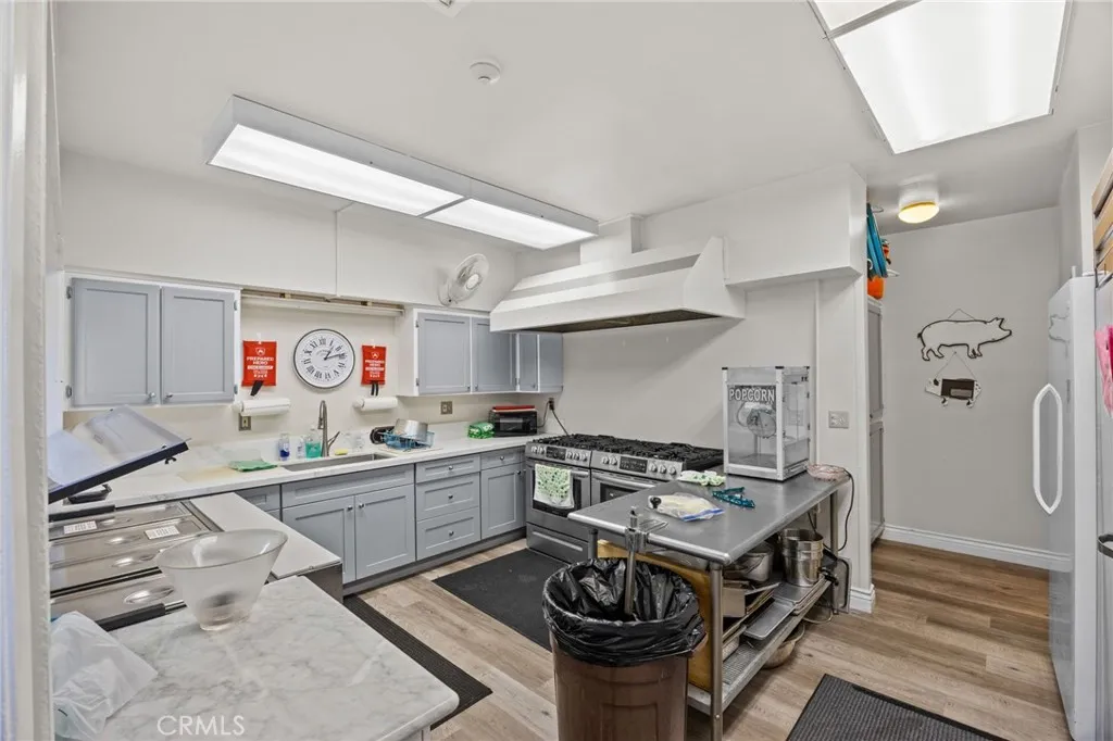26011 Kentia Palm Dr, Homeland, California 92548 home-pic-42