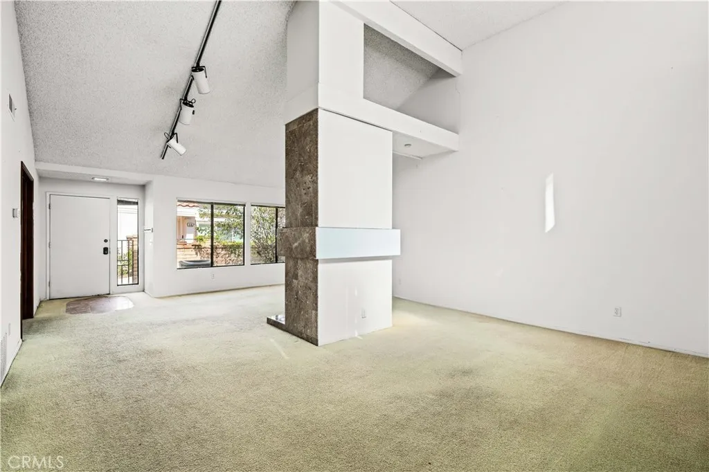 20 Navarre 134, Irvine, California 92612 home-pic-13