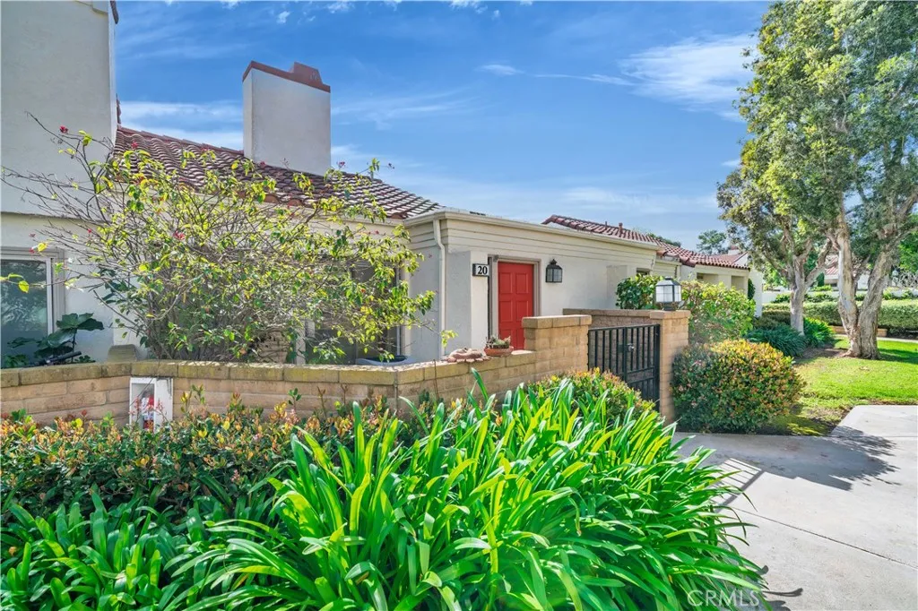 20 Navarre 134, Irvine, California 92612 home-pic-1