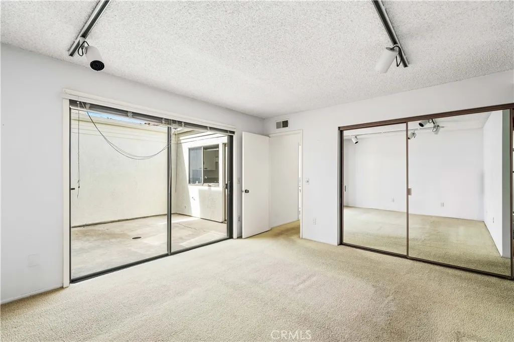 20 Navarre 134, Irvine, California 92612 home-pic-24
