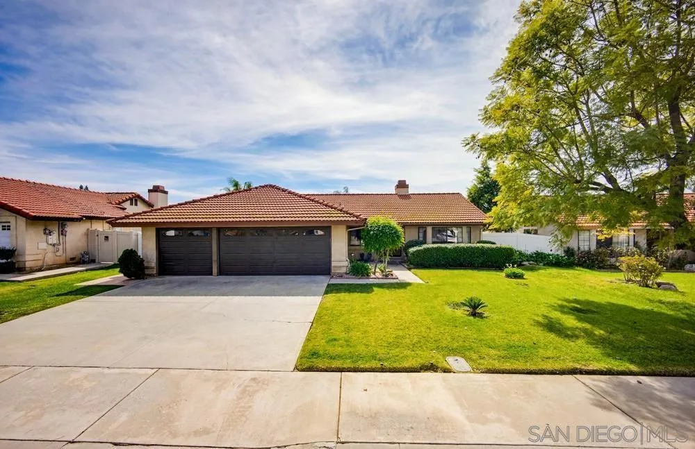 23929 Pine Field Drive, Moreno Valley, California 92557 home-pic-2
