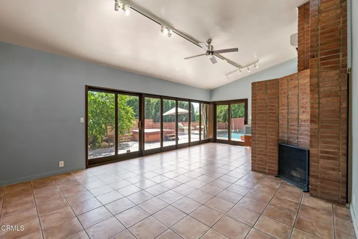 7-web-or-mls-127 South Ln_MEDIA360VR-7