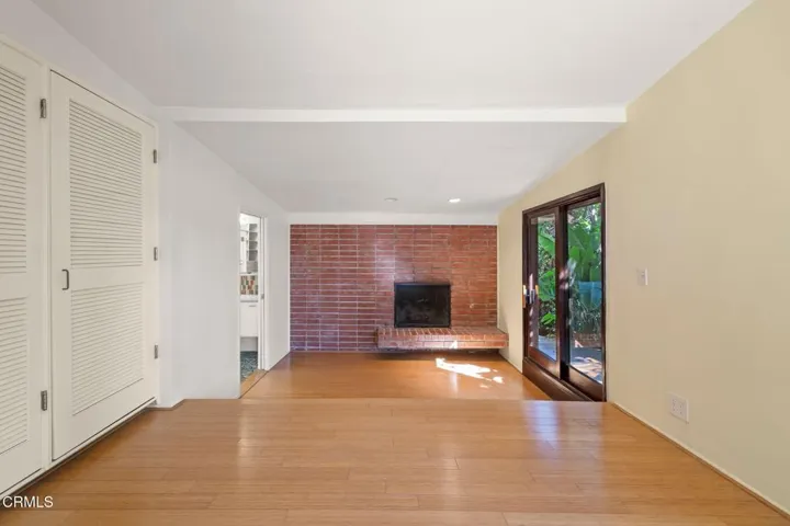 14-web-or-mls-127 South Ln_MEDIA360VR-13