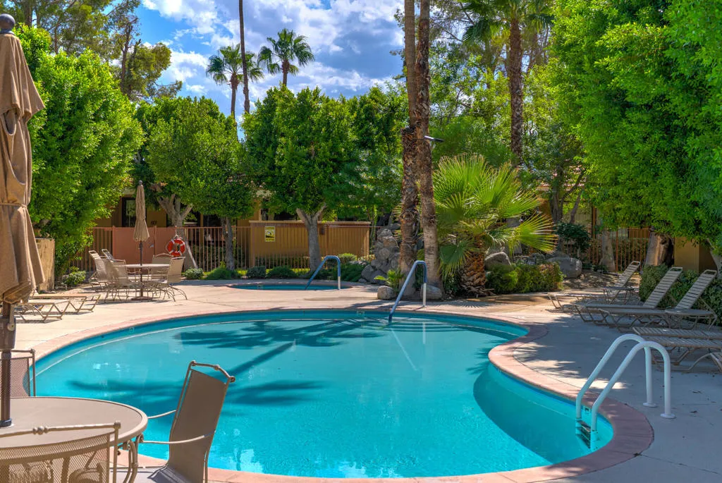 2501 N Indian Canyon Drive 635, Palm Springs, California 92262 home-pic-29