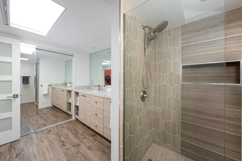 2501 N Indian Canyon Drive 635, Palm Springs, California 92262 home-pic-24