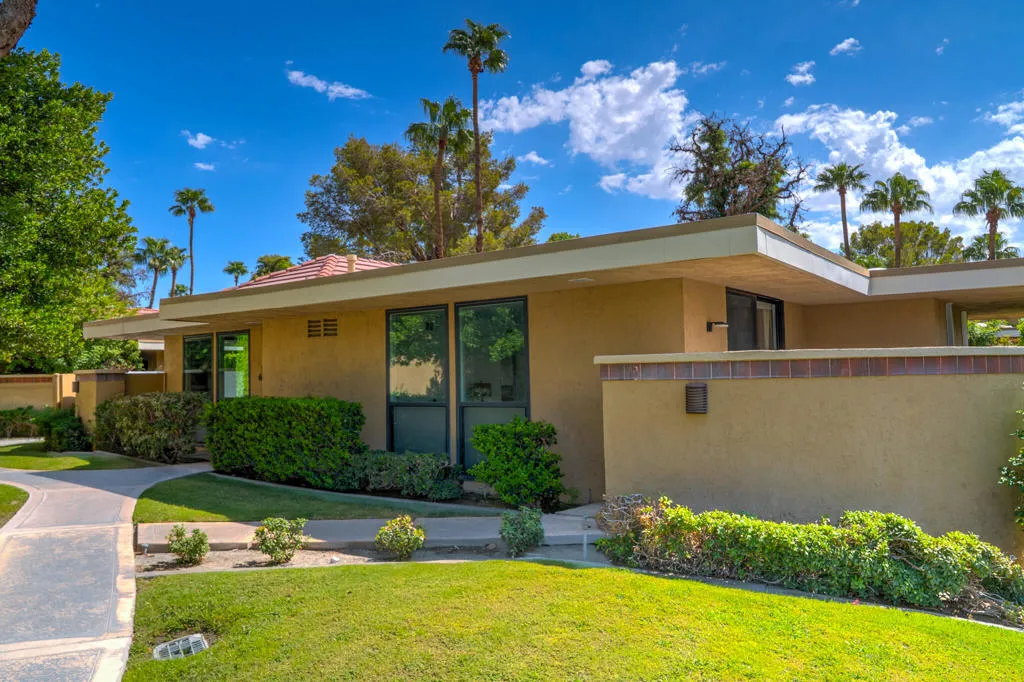 2501 N Indian Canyon Drive 635, Palm Springs, California 92262 home-pic-6
