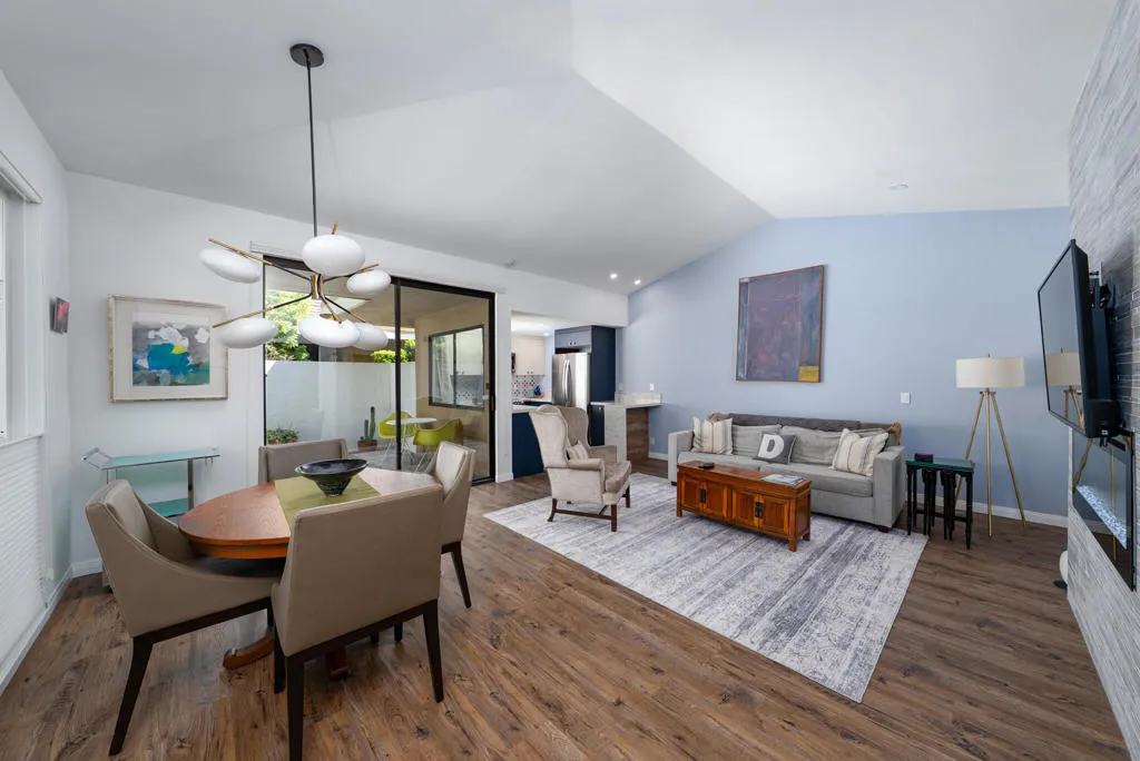 2501 N Indian Canyon Drive 635, Palm Springs, California 92262 home-pic-11