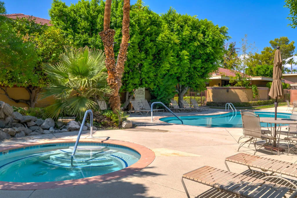 2501 N Indian Canyon Drive 635, Palm Springs, California 92262 home-pic-31