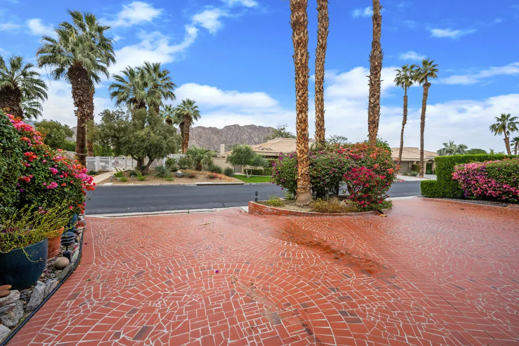 55180 Inverness Way, La Quinta, California 92253 home-pic-11