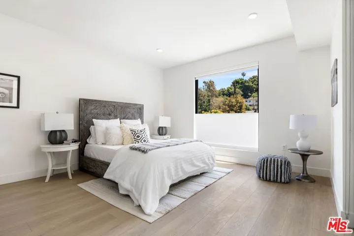 3651 Regal Place 201, Los Angeles, California 90068