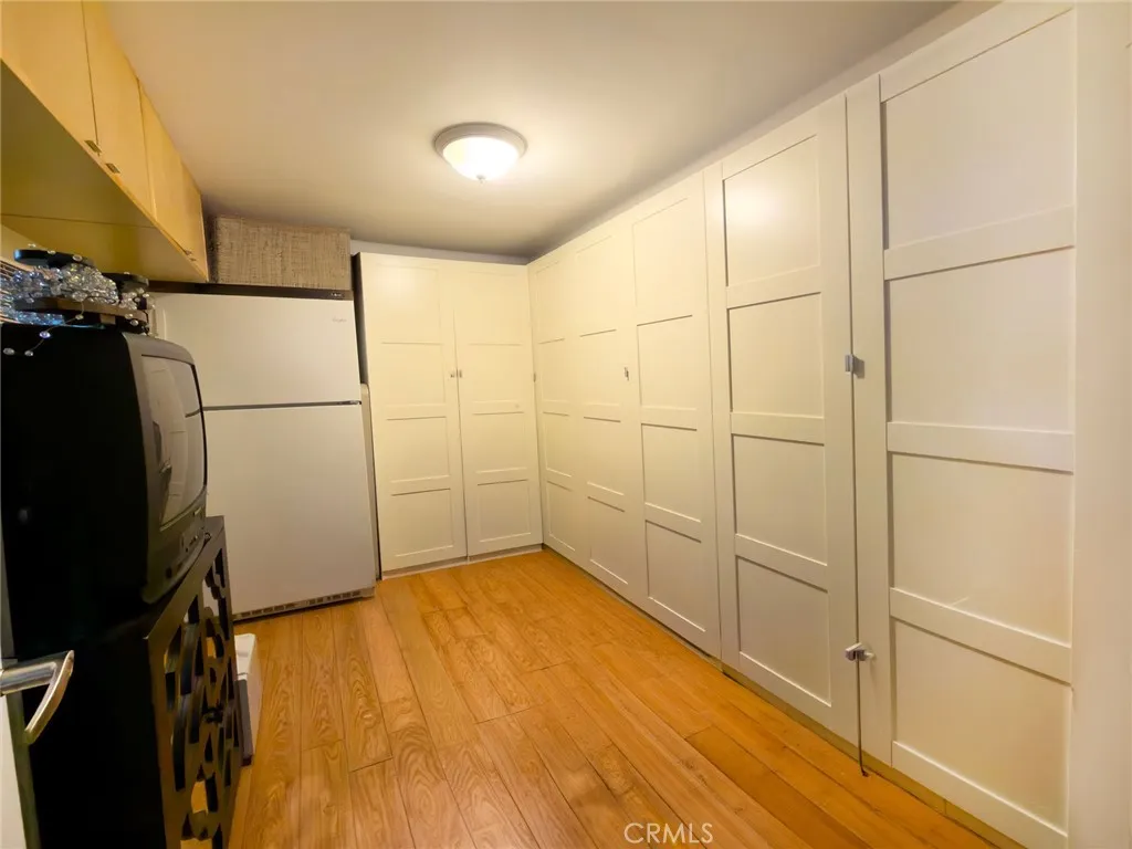 9788 Via Zibello, Burbank, California 91504 home-pic-21