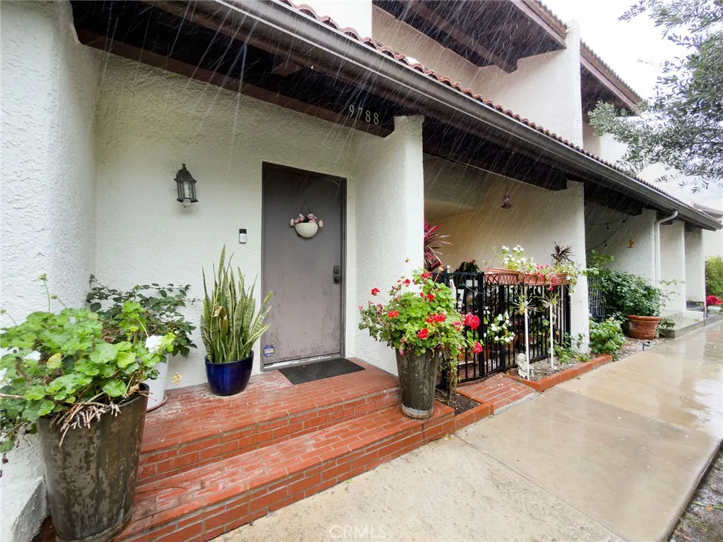 9788 Via Zibello, Burbank, California 91504 home-pic-1
