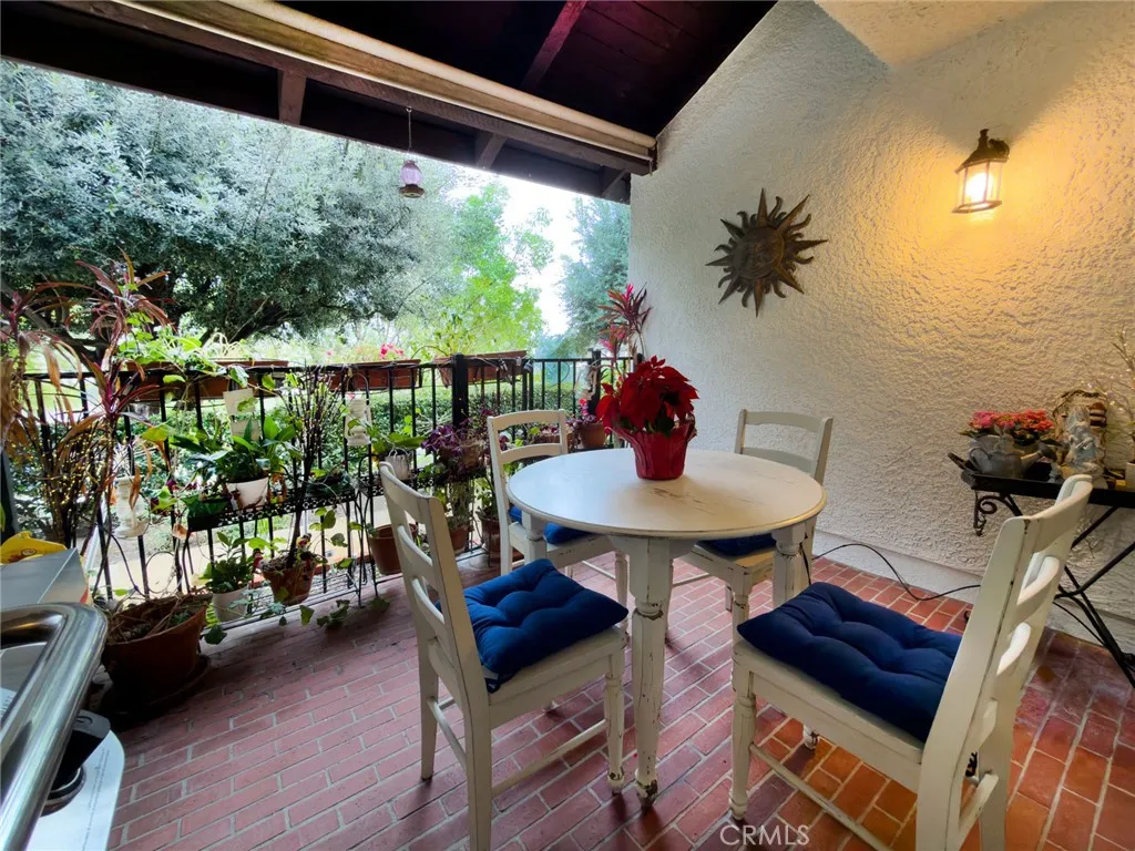 9788 Via Zibello, Burbank, California 91504 home-pic-13