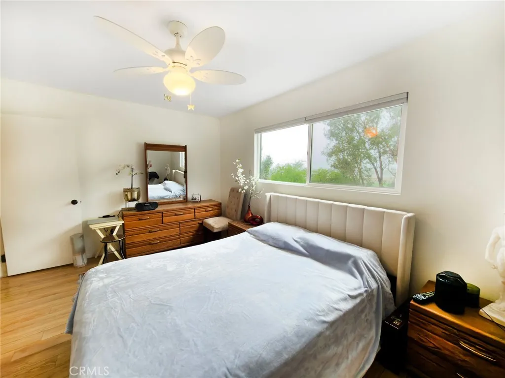 9788 Via Zibello, Burbank, California 91504 home-pic-19