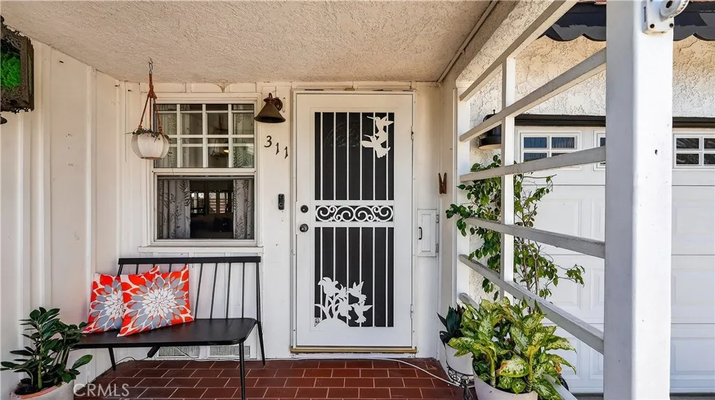 311 S Colfax, La Habra, California 90631 home-pic-5