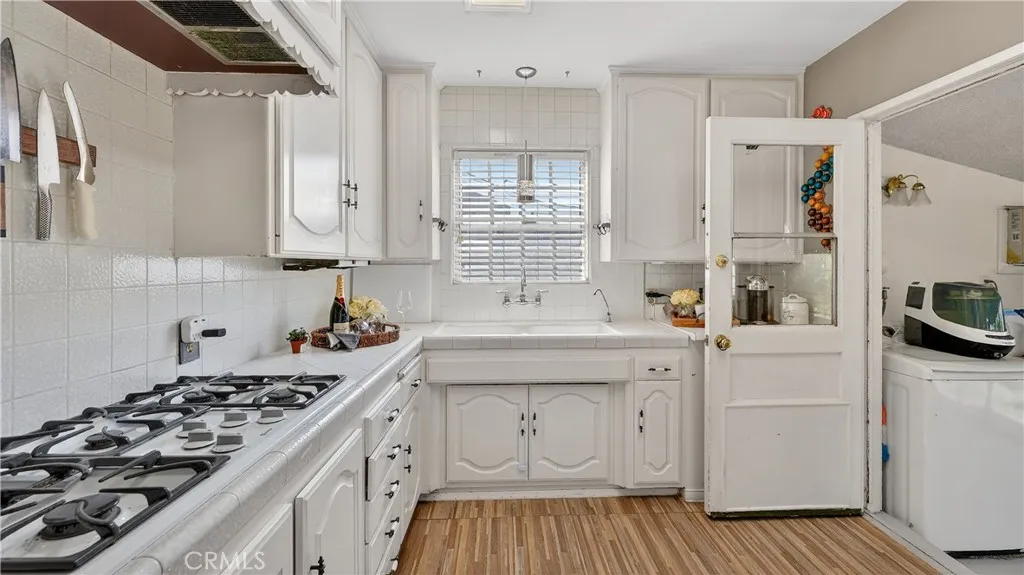 311 S Colfax, La Habra, California 90631 home-pic-13