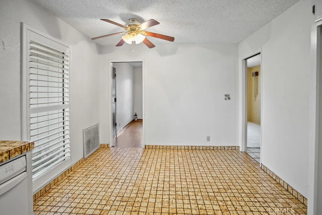 1184 Farmland Avenue, Merced, California 95340 home-pic-8