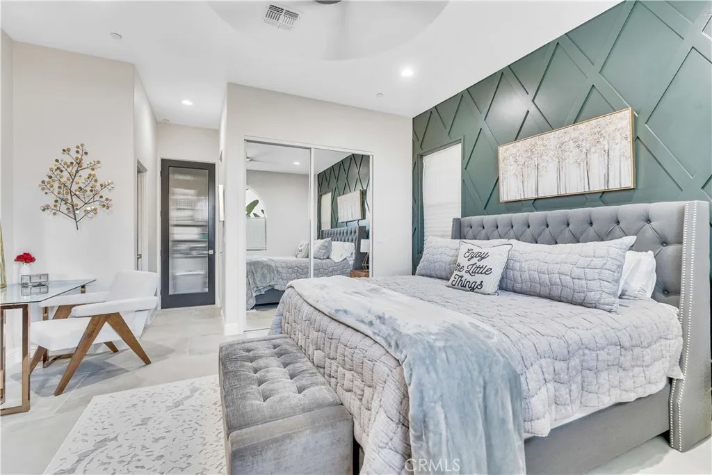 402 S Michelle, Kerman, California 93630 home-pic-29