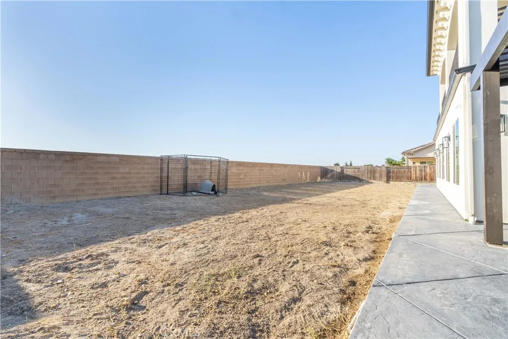 402 S Michelle, Kerman, California 93630 home-pic-62