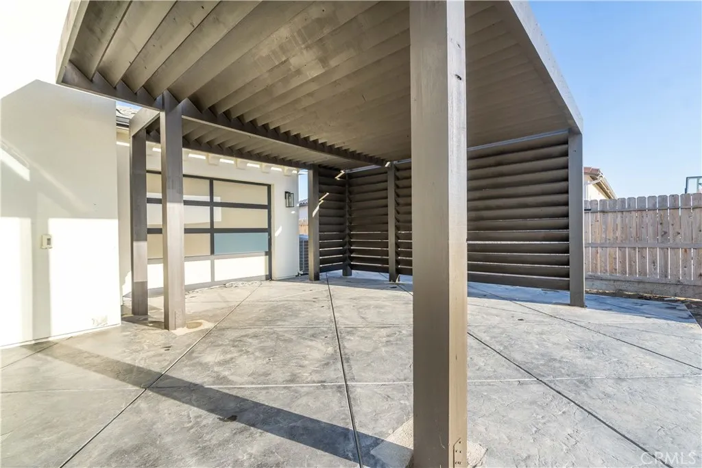 402 S Michelle, Kerman, California 93630 home-pic-61