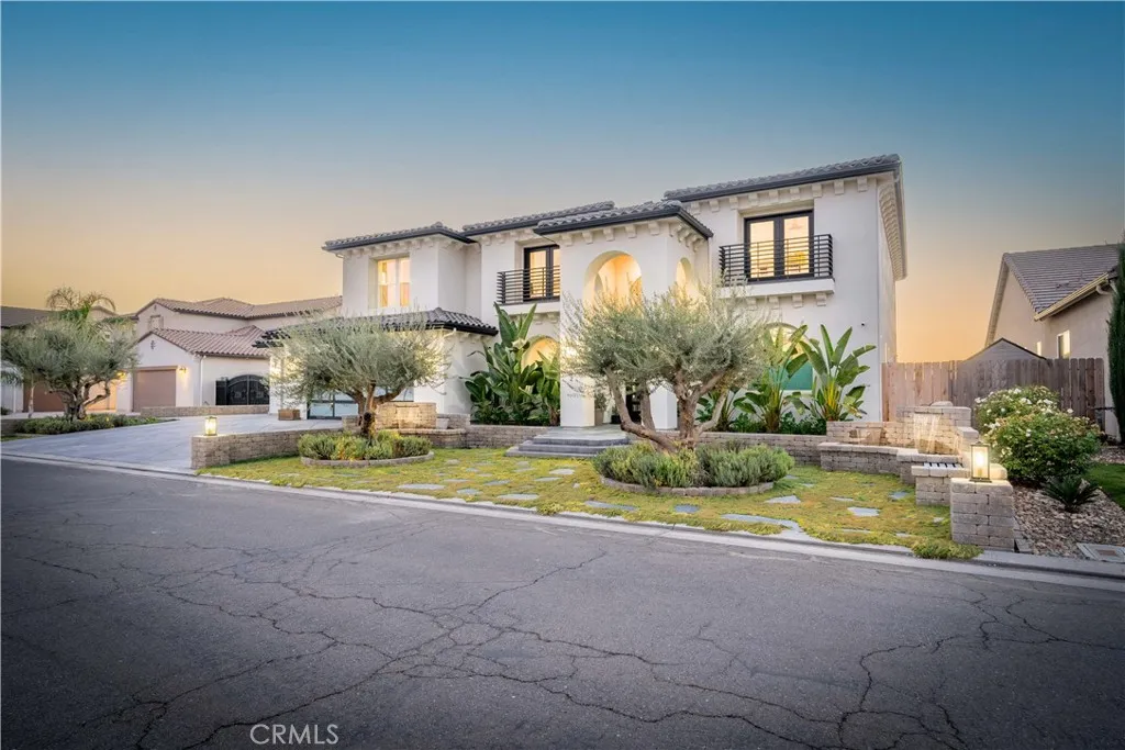 402 S Michelle, Kerman, California 93630 home-pic-3