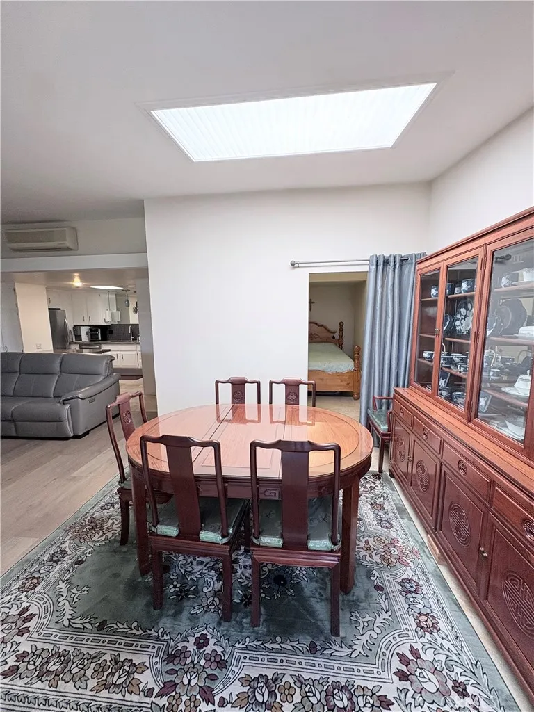 1680 Monterey Rd., Seal Beach, California 90740 home-pic-4