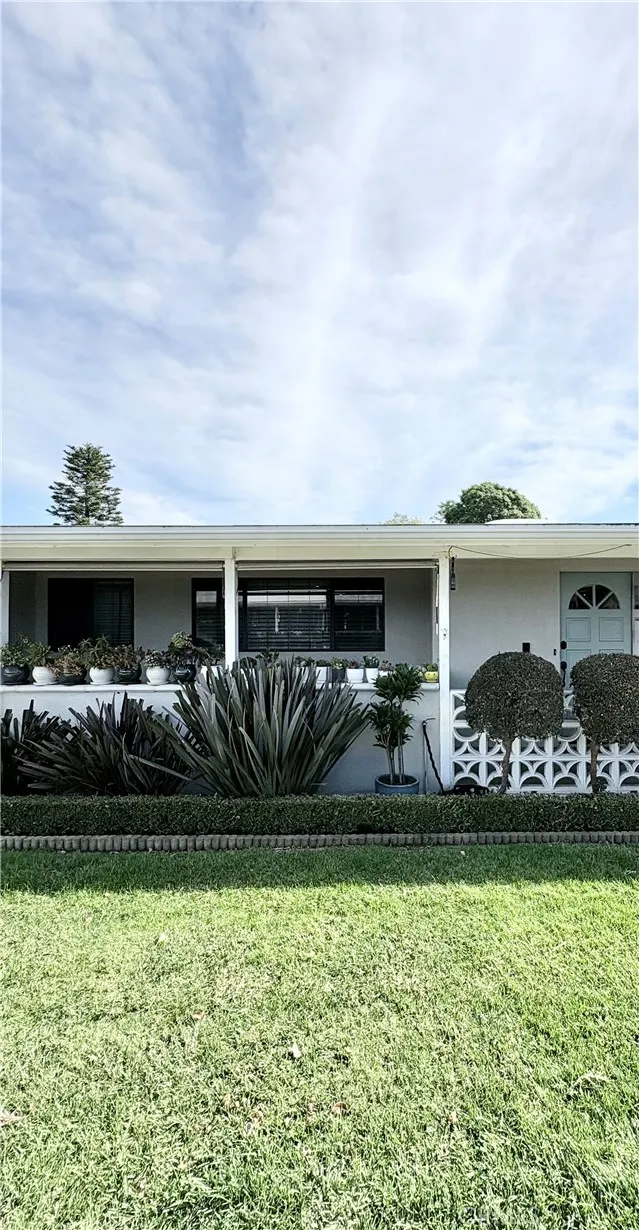 1680 Monterey Rd., Seal Beach, California 90740 home-pic-1