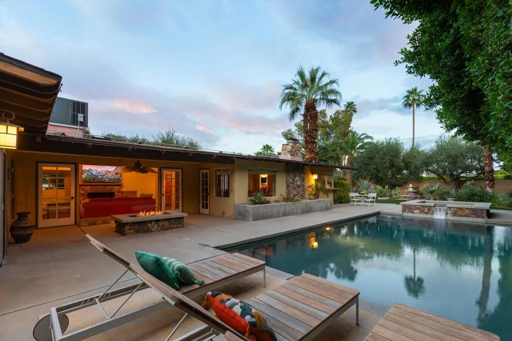 1387 E Verbena Drive, Palm Springs, California 92262 home-pic-36