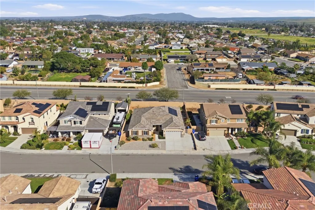 6092 Night Heron Court, Jurupa Valley, California 91752 home-pic-71