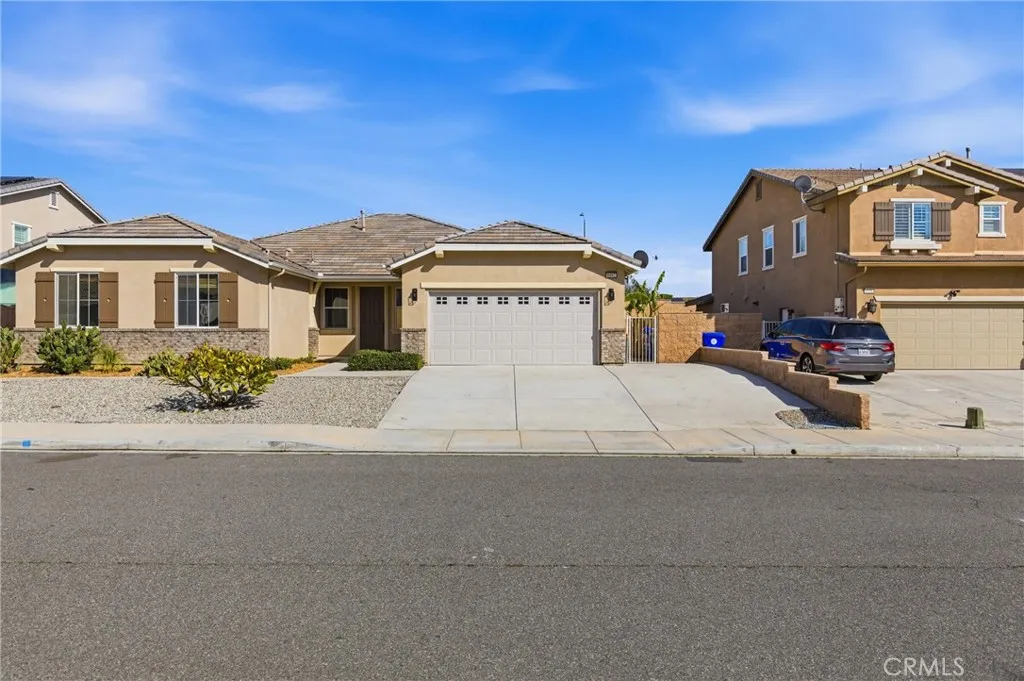 6092 Night Heron Court, Jurupa Valley, California 91752 home-pic-3