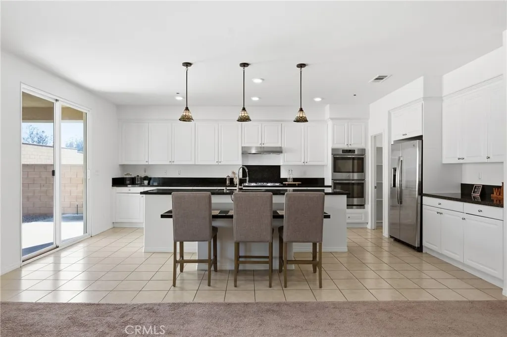 6092 Night Heron Court, Jurupa Valley, California 91752 home-pic-25