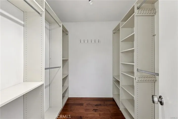 Master bedroom walking closet