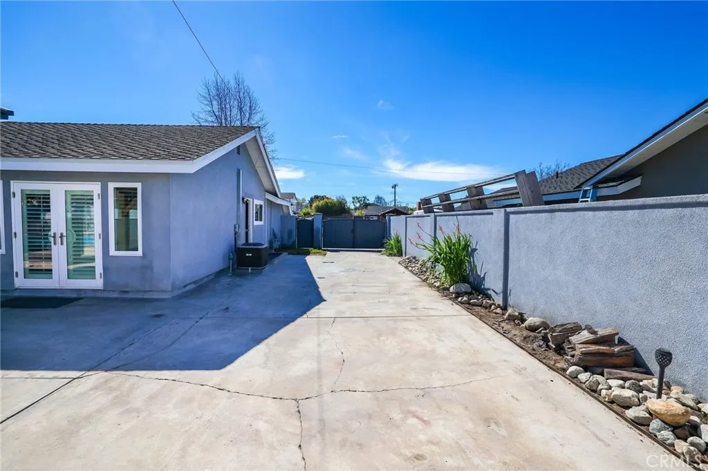 2671 Saint Albans, Rossmoor, California 90720 home-pic-48