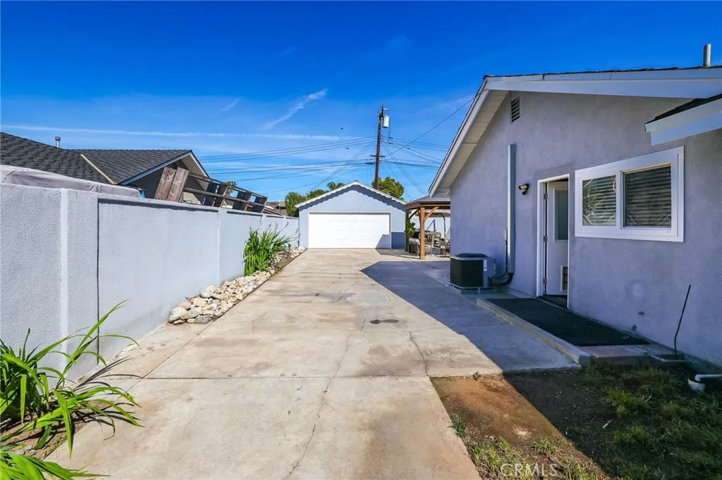 2671 Saint Albans, Rossmoor, California 90720 home-pic-49