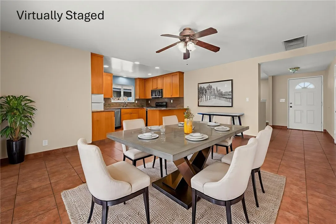 2750 E Diana Avenue, Anaheim, California 92806 home-pic-12