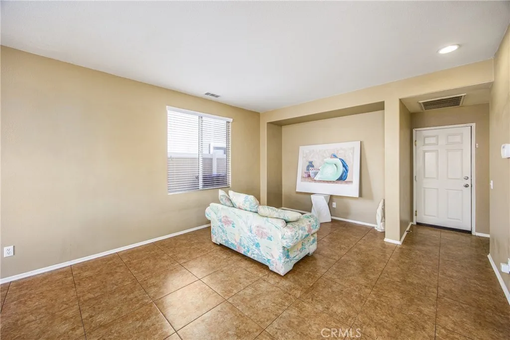 59 Helen, Beaumont, California 92223 home-pic-25