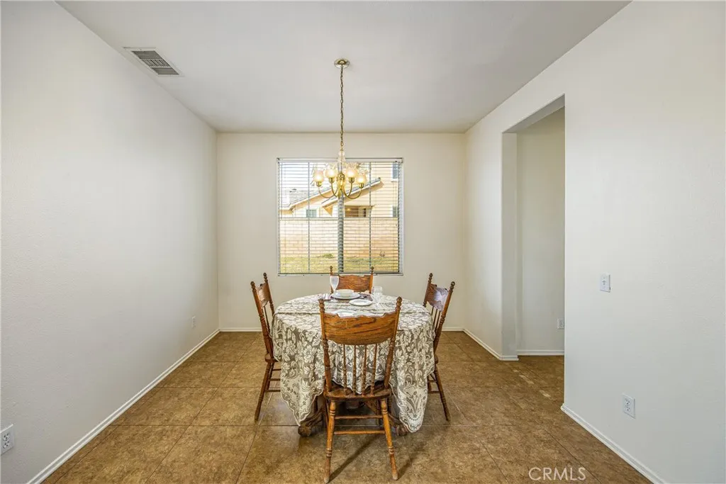 59 Helen, Beaumont, California 92223 home-pic-13