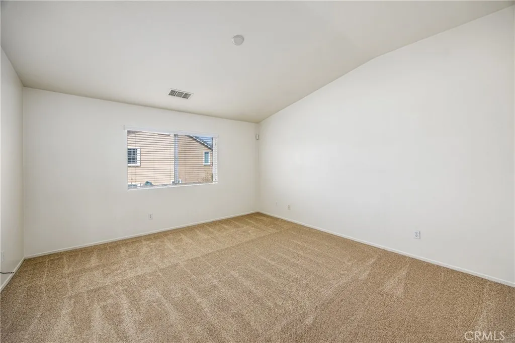 59 Helen, Beaumont, California 92223 home-pic-41