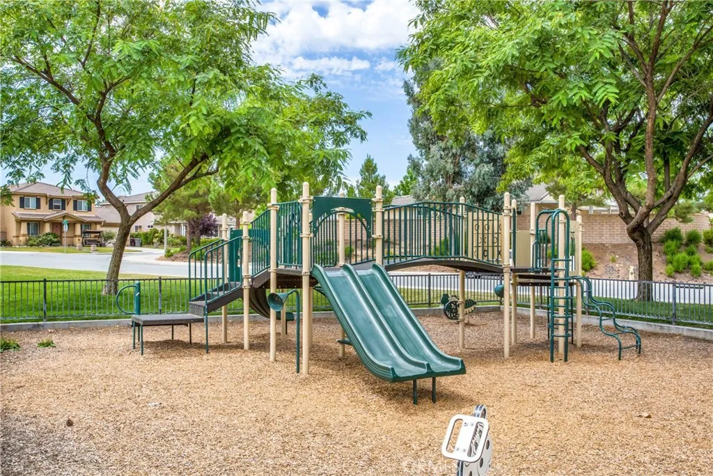 59 Helen, Beaumont, California 92223 home-pic-53