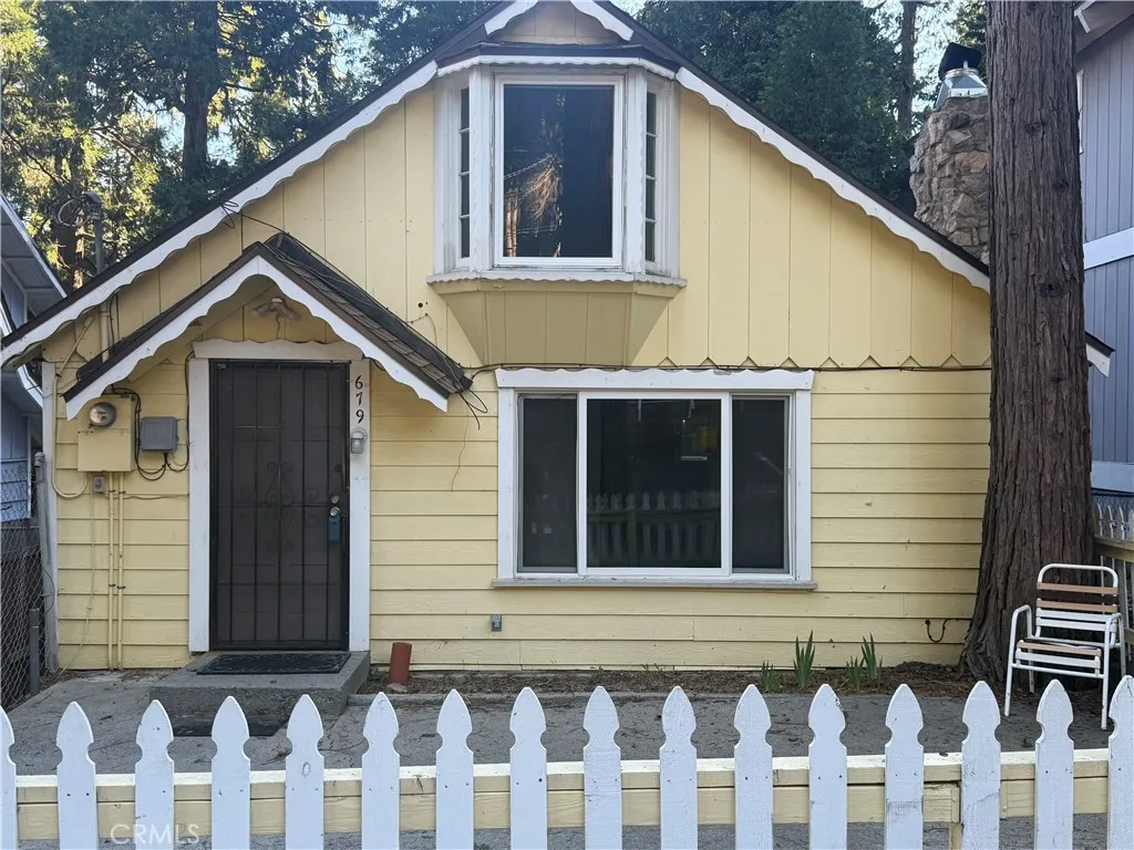 679 Ca-138, Crestline, California 92325 home-pic-1