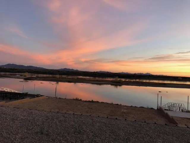 91F0390D-DBDE-4ECA-B09A-2FC72CFA0B62