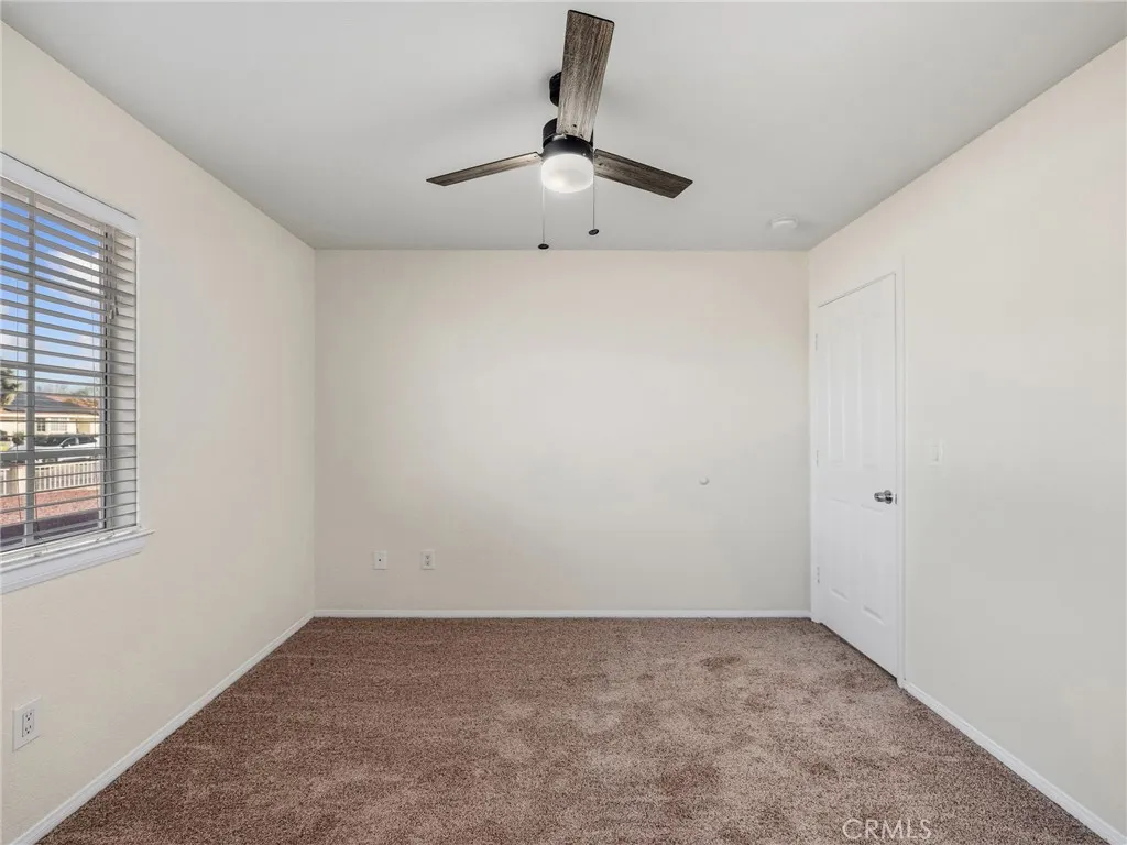 9550 Riggins, Phelan, California 92371 home-pic-28