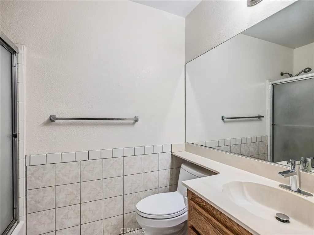 9550 Riggins, Phelan, California 92371 home-pic-17