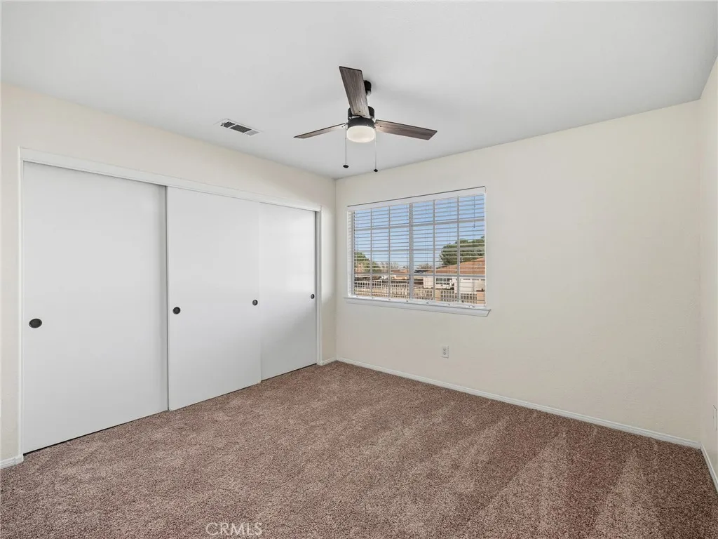 9550 Riggins, Phelan, California 92371 home-pic-27