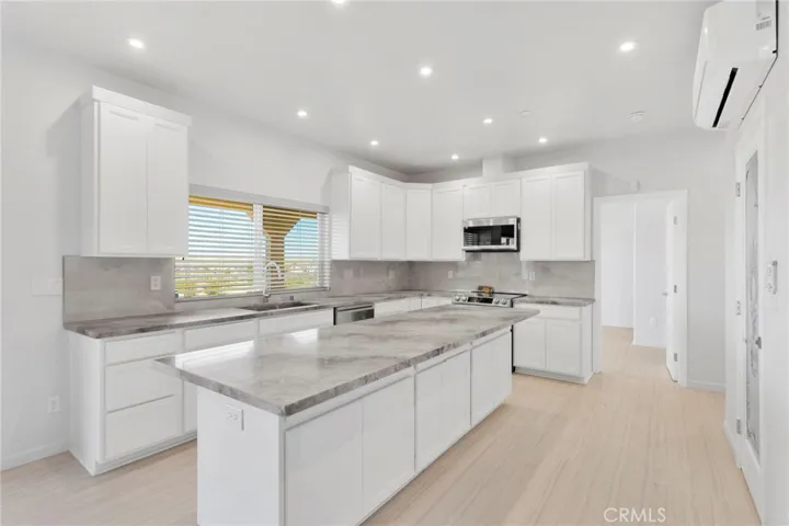 24548 Ledbury, Oro Grande, California 92368