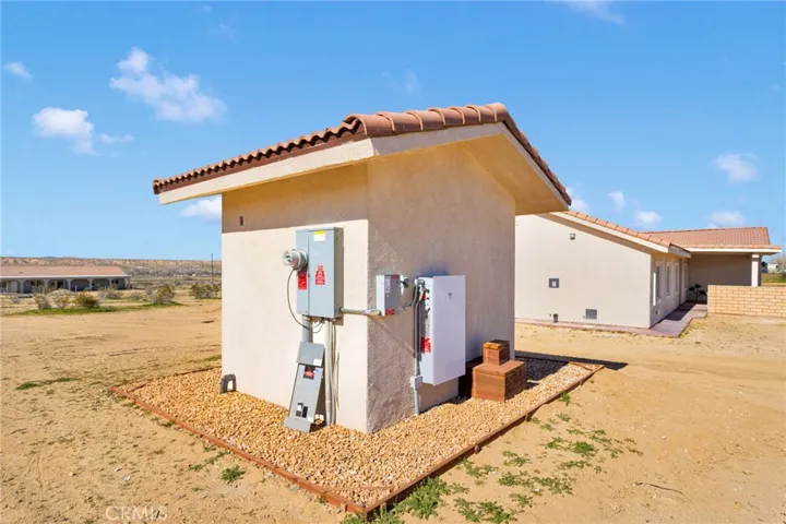 24548 Ledbury, Oro Grande, California 92368